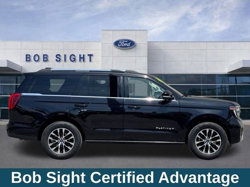 Used 2025 Ford Expedition Platinum AWD/4WD image 4