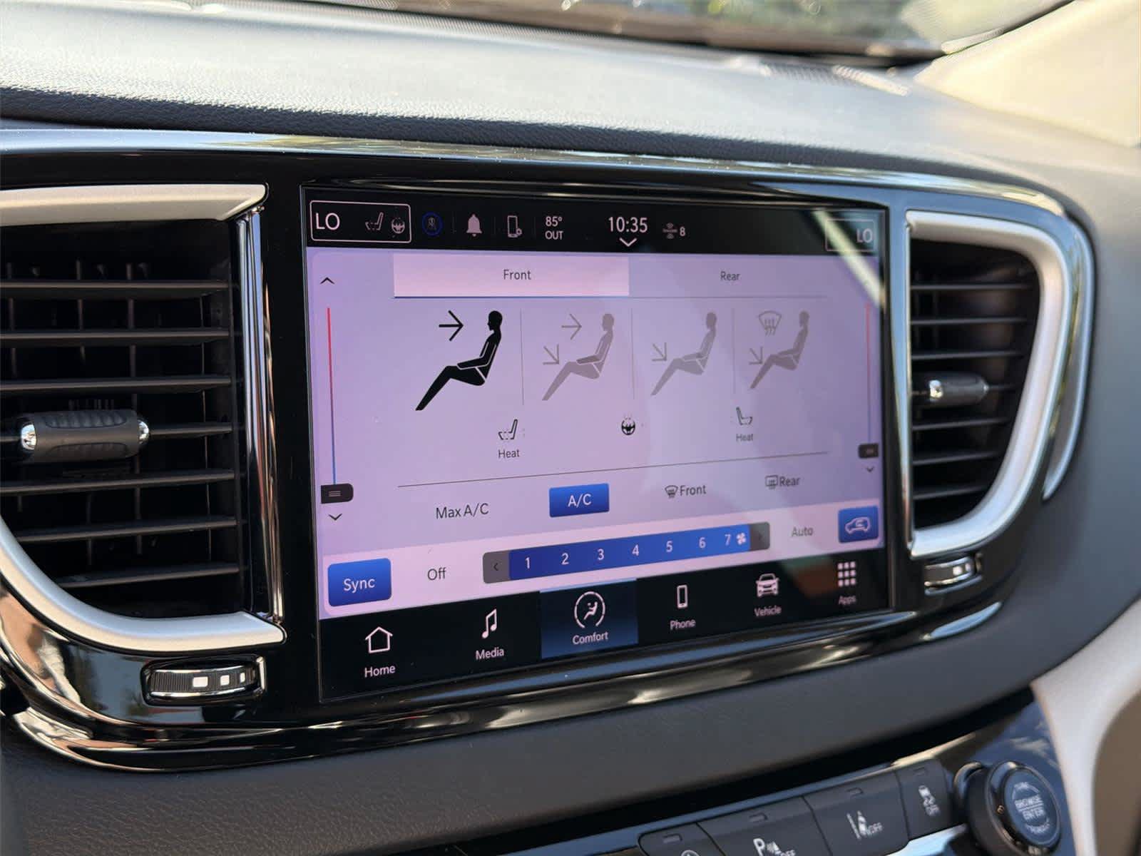 Used 2023 Chrysler Pacifica Touring-L FWD image 37