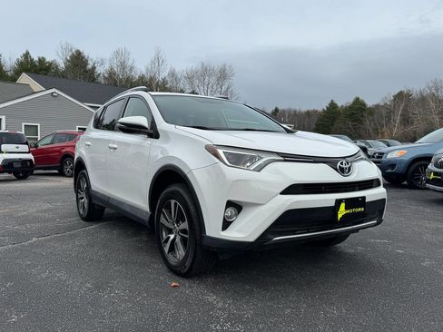 Used 2016 Toyota RAV4 XLE image 8