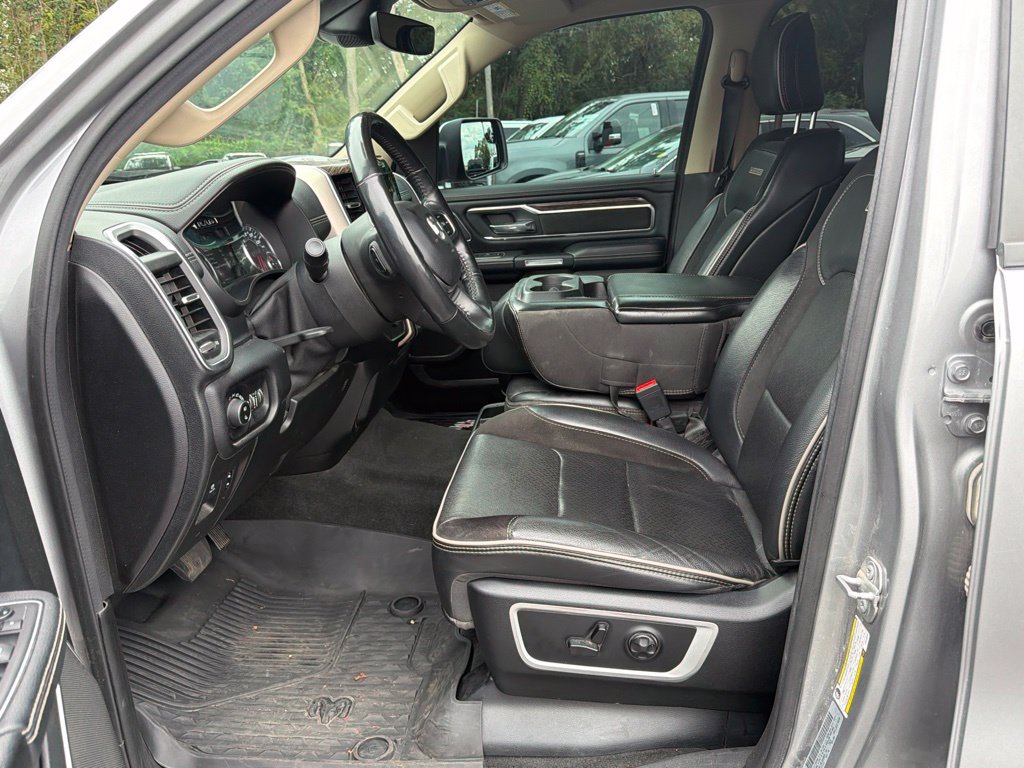 Used 2020 RAM 1500 Laramie AWD/4WD image 13