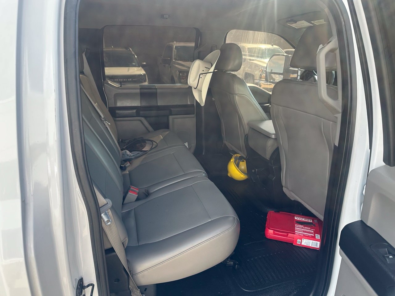 Used 2018 Ford F250 XL w/ Power Equipment Group AWD/4WD image 3