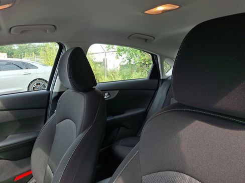 Used 2023 Kia Forte LXS w/ LXS Technology Package FWD image 29
