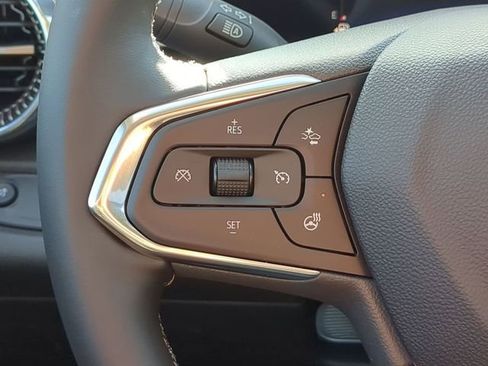 New 2026 Chevrolet Trax ACTIV w/ Sunroof Package image 21