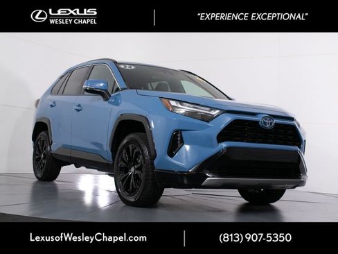 Used 2023 Toyota RAV4 SE AWD/4WD image 1