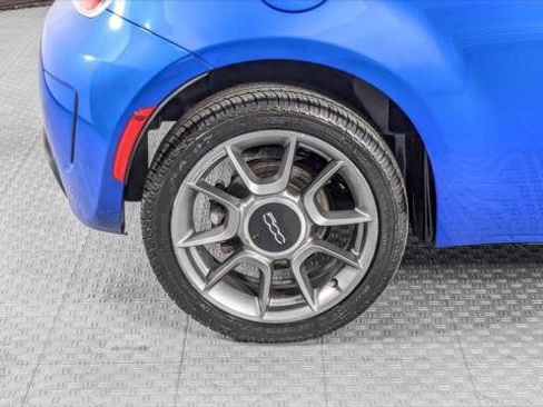 Used 2018 FIAT 500 Pop image 29