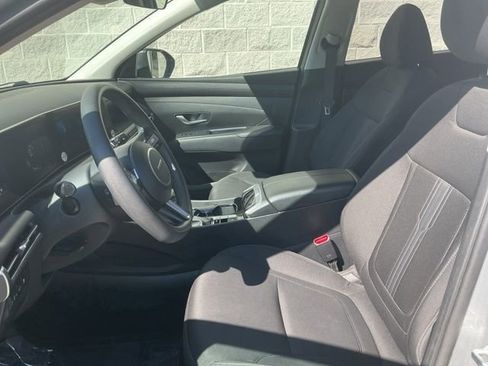 Used 2025 Hyundai Tucson SEL AWD/4WD image 14