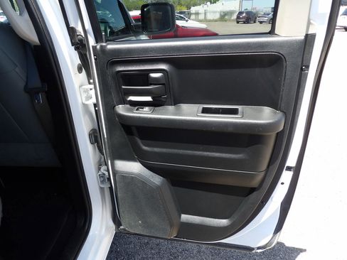 Used 2017 RAM 1500 Tradesman w/ Popular Equipment Group RWD image 13