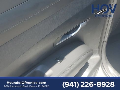 Certified 2025 Hyundai Tucson SEL FWD image 19
