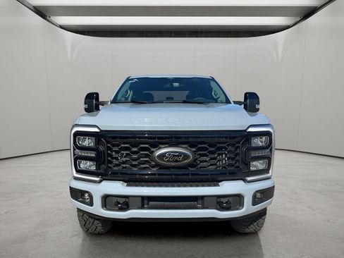 New 2026 Ford F350 Lariat w/ Tremor Off-Road Package AWD/4WD image 8