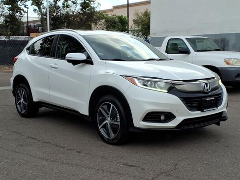 Used 2022 Honda HR-V EX image 3