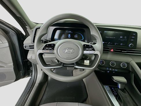 New 2026 Hyundai Elantra SE w/ Cargo Package FWD image 10