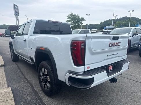 New 2026 GMC Sierra 2500 Denali w/ Denali Reserve Package AWD/4WD image 8