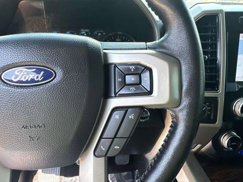 Used 2020 Ford F150 Lariat w/ Equipment Group 502A Luxury AWD/4WD image 27