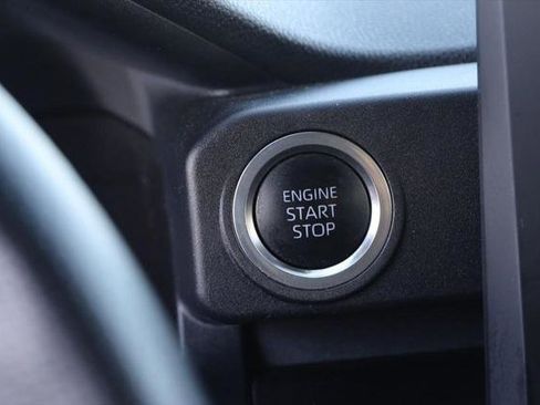 Certified 2025 Toyota 4Runner SR5 image 14