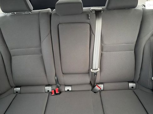 Used 2023 Nissan Rogue S FWD image 11