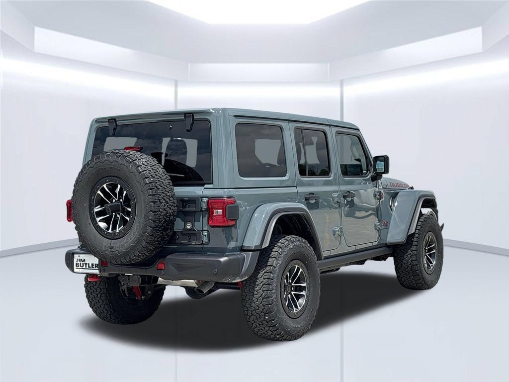Used 2025 Jeep Wrangler Unlimited Rubicon AWD/4WD image 8