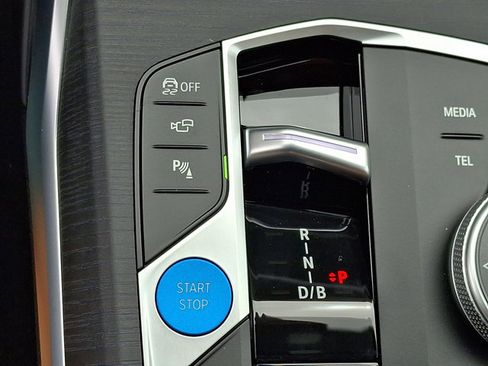 New 2026 BMW i4 xDrive40i image 16