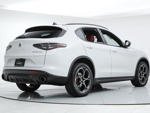 New 2025 Alfa Romeo Stelvio Sprint w/ Veloce Package AWD/4WD image 5