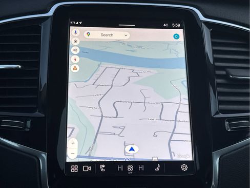 Certified 2024 Volvo XC90 B6 Plus w/ Protection Package Premier image 30