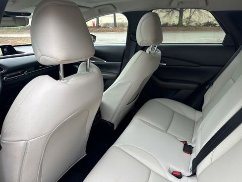 Used 2021 MAZDA CX-30 FWD 2.5 S w/ Premium Package image 23