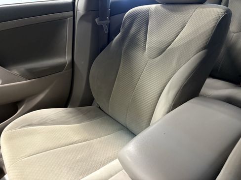 Used 2009 Toyota Camry LE image 12