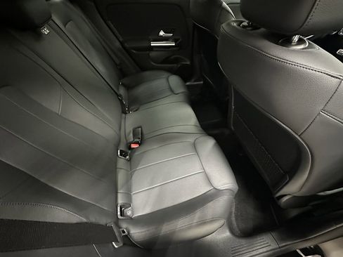 Certified 2025 Mercedes-Benz GLA 250 GLA 250 image 17