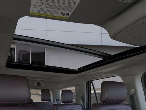 New 2025 Ford Expedition Platinum w/ Platinum Ultimate Package image 22