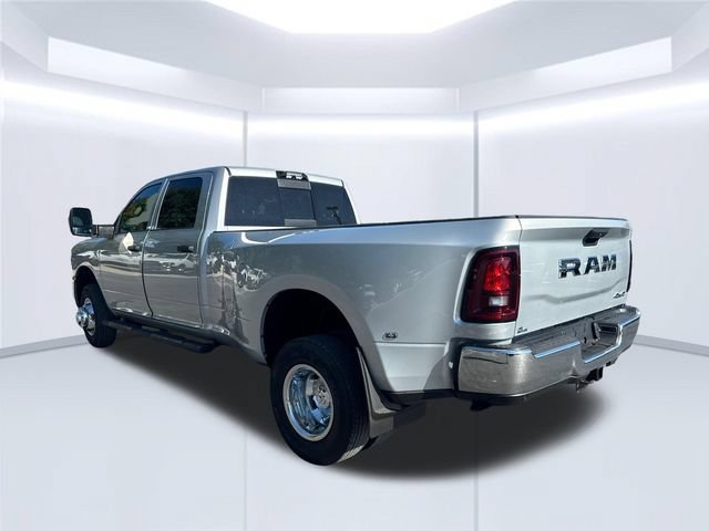 Used 2026 RAM 3500 Tradesman AWD/4WD image 8