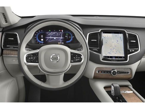 Used 2024 Volvo XC90 T8 Ultimate w/ Lounge Package AWD/4WD image 4