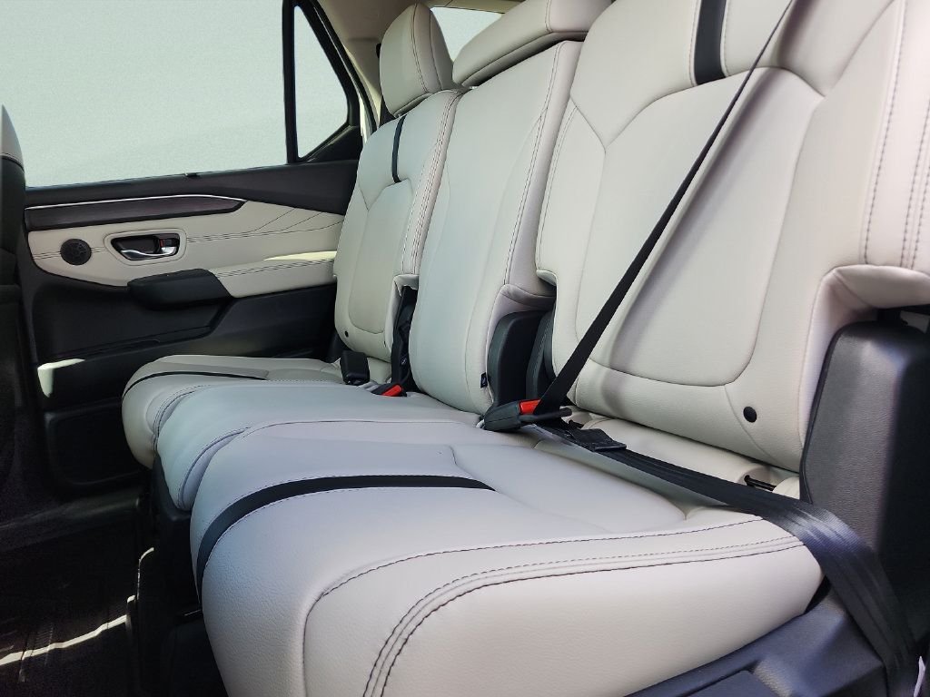 New 2026 Honda Pilot Touring image 24