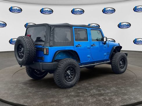 Used 2014 Jeep Wrangler Unlimited Sport w/ Power Convenience Group AWD/4WD image 5