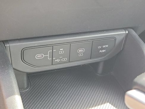 Used 2025 Kia K4 FWD image 31