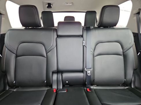 Used 2023 Nissan Pathfinder SL w/ Lighting Package (N92) AWD/4WD image 14