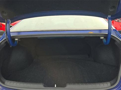 Used 2023 Hyundai Elantra SEL w/ Convenience Package image 14