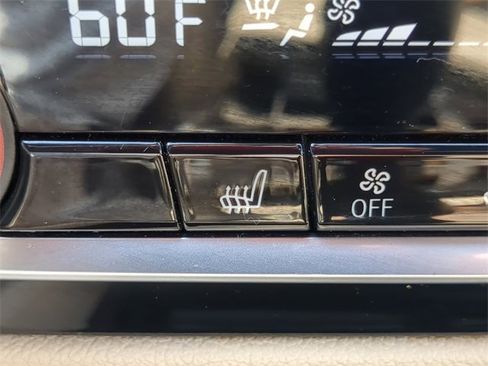 Used 2023 BMW 530e xDrive image 29