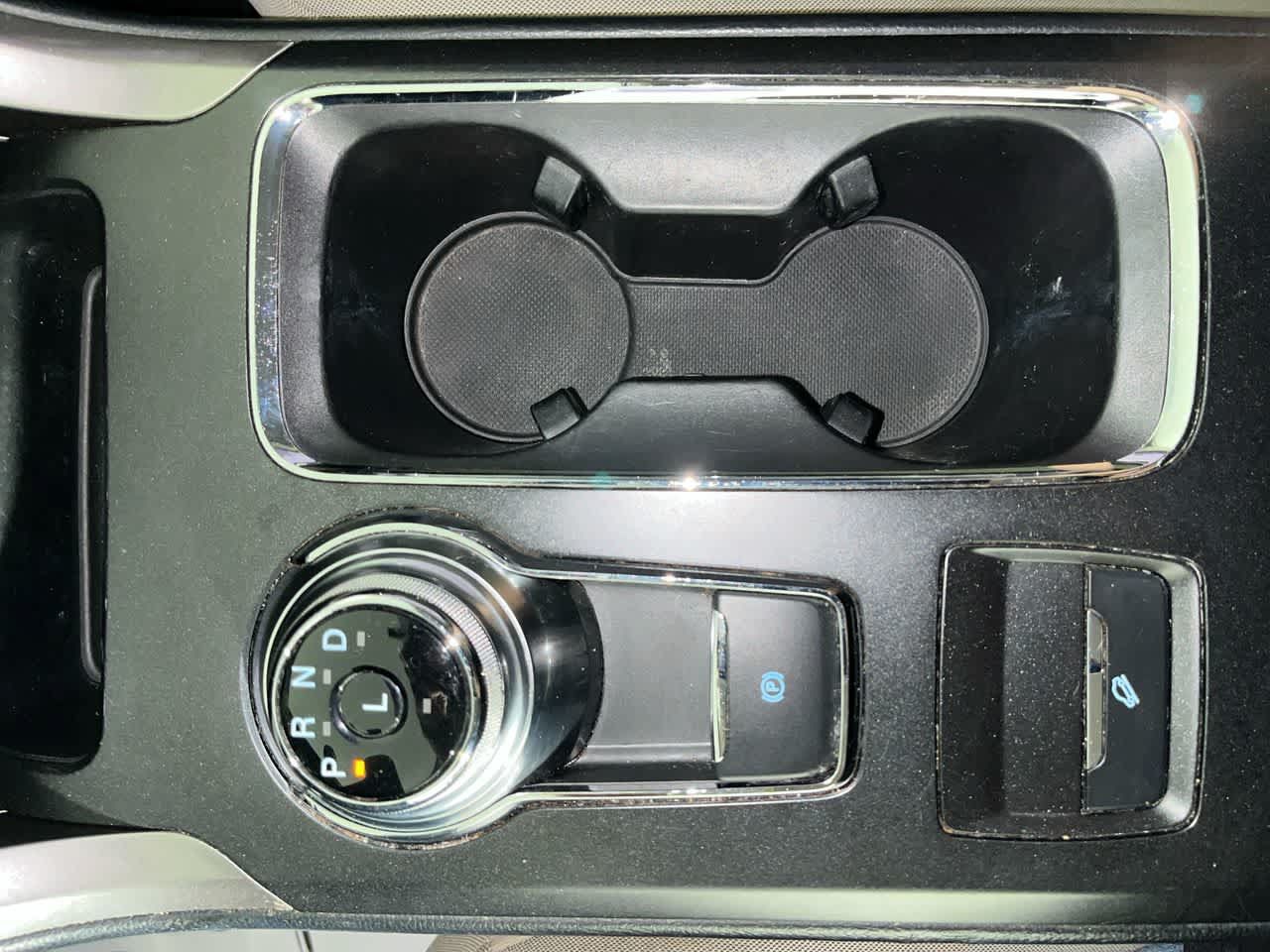 Used 2017 Ford Fusion S FWD image 21