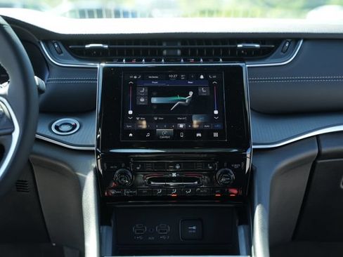 New 2026 Jeep Grand Cherokee L 4WD image 31