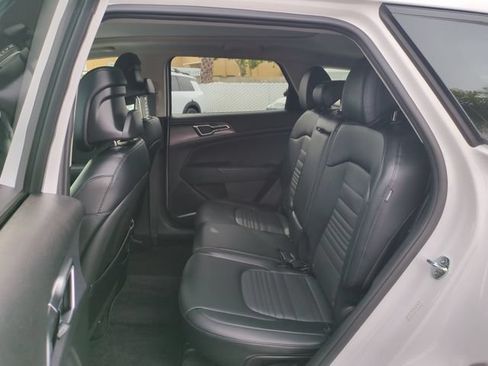 Certified 2025 Kia Sportage SX AWD/4WD image 29