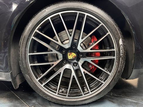 Used 2020 Porsche Panamera Turbo image 27