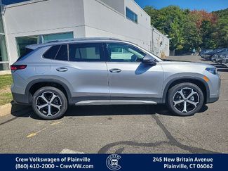 New 2025 Volkswagen Tiguan SE video 3