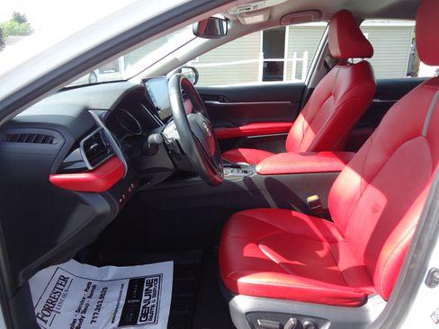 Used 2024 Toyota Camry XSE FWD image 23