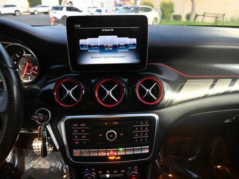 Used 2018 Mercedes-Benz CLA 45 AMG 4MATIC image 36