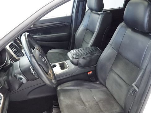 Used 2015 Jeep Grand Cherokee Altitude AWD/4WD image 26