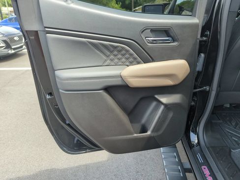 Used 2025 GMC Canyon Denali w/ LPO, Denali Black Edition AWD/4WD image 28