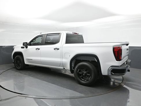 Used 2024 GMC Sierra 1500 Pro w/ Convenience Package image 5