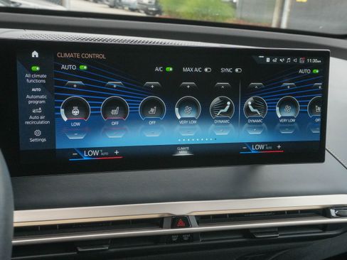 Certified 2023 BMW iX xDrive50 w/ Premium Package AWD/4WD image 25
