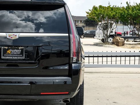 Used 2019 Cadillac Escalade Premium Luxury w/ LPO, Radiant Package RWD image 53