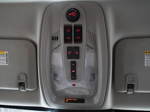 Used 2012 GMC Terrain SLT w/ Chrome and Technology Package AWD/4WD image 26