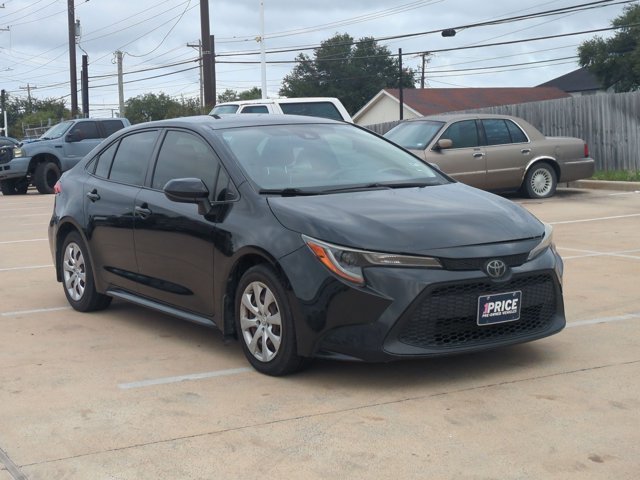 Used 2020 Toyota Corolla LE FWD image 3