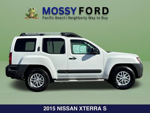 Used 2015 Nissan Xterra S RWD image 4